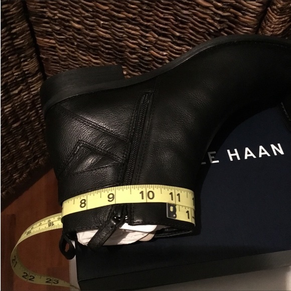 COLE HAAN - Picture 10 of 16